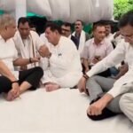Video: सोफा दिया तो जमीन पर बैठ गए जगदीप धनखड़
